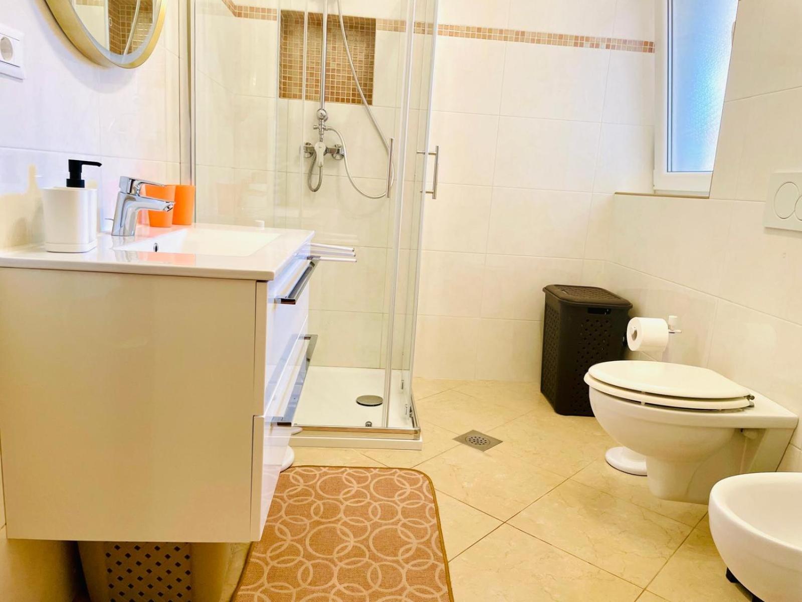 Boutique Apartment With Private Pool For Your Exclusive Use Novigrad Istria Buitenkant foto
